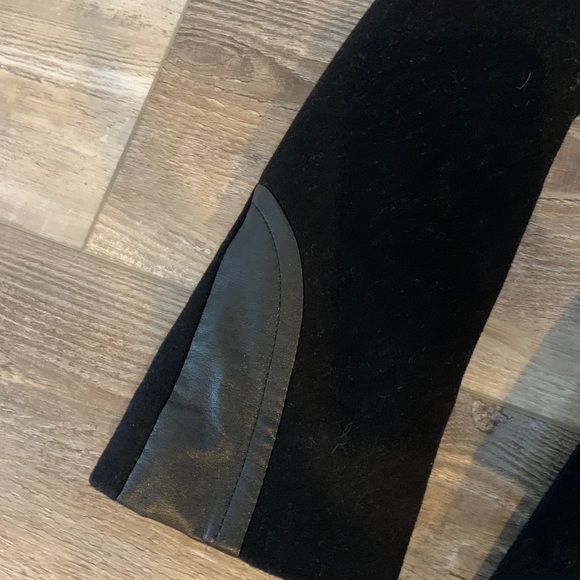 Ladies Dress Coat - Picture 3 of 3